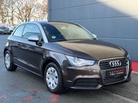 Używany Audi A1 Attraction 90 KM (66 kW) 2013 Brązowy Hatchback