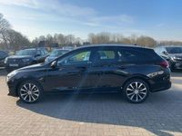 Gebraucht Hyundai i30 YES! 140 PS (102 kW) 2019 Schwarz Kombi