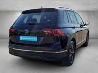 Gebraucht VW Tiguan Active 150 PS (110 kW) 2023 Deep black perleffekt SUV