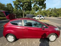 Gebraucht Ford Fiesta 97 PS (71 kW) 2009 Rot Kleinwagen