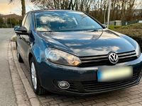 Gebraucht VW Golf VII Match 105 PS (77 kW) 2012 Blau Limousine