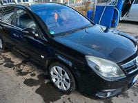 Gebraucht Opel Signum 150 PS (110 kW) 2007 Schwarz Kleinwagen