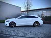 gebraucht Mercedes CLA200 Shooting Brake Urban /Top/SHZ/TÜV/NAVI//PDC/T.LED