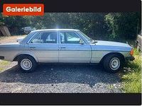 Gebraucht Mercedes 300 88 PS (64 kW) 1981 Blau Limousine