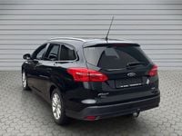 Gebraucht Ford Focus Titanium 125 PS (91 kW) 2016 Schwarz Limousine