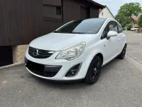 Gebraucht Opel Corsa Color Edition 101 PS (74 kW) 2012 Weiß Kleinwagen
