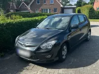 Gebraucht Hyundai i30 110 PS (80 kW) 2010 Schwarz Kleinwagen