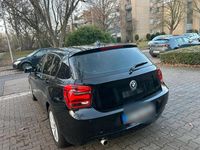 Gebraucht BMW 116 116 PS (85 kW) 2013 Schwarz Kleinwagen