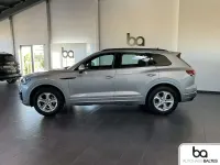 Gebraucht VW Touareg R-line 231 PS (169 kW) 2023 Oyster silver SUV