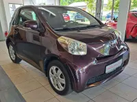 Gebraucht Toyota iQ 68 PS (50 kW) 2010 Violett Kleinwagen