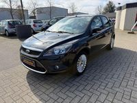 Gebraucht Ford Focus Titanium 101 PS (74 kW) 2010 Rot Limousine