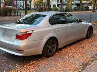 Gebraucht BMW 525 177 PS (130 kW) 2005 Silber Limousine