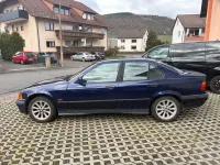 Gebraucht BMW 316 102 PS (75 kW) 1997 Blau Limousine