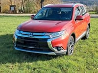 Gebraucht Mitsubishi Outlander Plus 150 PS (110 kW) 2016 Rot SUV
