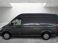 Gebraucht VW Crafter 139 PS (102 kW) 2020 Grau Van