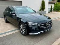 Gebraucht Mercedes E220 194 PS (142 kW) 2021 Schwarz Limousine