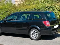 Gebraucht Opel Astra 116 PS (85 kW) 2007 Schwarz Kombi