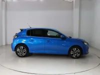 Gebraucht Peugeot 208 Allure 131 PS (96 kW) 2022 Blau Kleinwagen