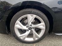 Second-hand Audi A4 S-Line 163 CP (119 kW) 2022 Negru Break