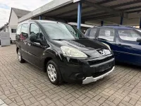 Gebraucht Peugeot Partner Tepee Tendance 90 PS (66 kW) 2010 Schwarz Van / Kleinbus