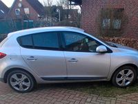 Gebraucht Renault Mégane 100 PS (73 kW) 2009 Silber Limousine