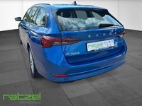 Gebraucht Skoda Octavia Ambition 116 PS (85 kW) 2023 Blau Kombi