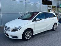 Gebraucht Mercedes B180 109 PS (80 kW) 2014 Calcitweiss  unilack Van / Kleinbus