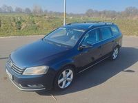 Gebraucht VW Passat Highline 140 PS (102 kW) 2012 Blau Kombi