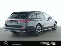 Gebraucht Mercedes E300 Exclusive 313 PS (230 kW) 2024 Lack graphitgrau Kombi