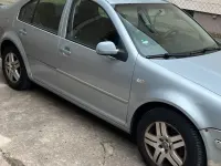 Occasion VW Bora 75 ch (55 kW) 2004 Bleue Berline