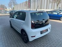 Gebraucht VW up! IQ Drive 68 PS (50 kW) 2020 Weiß Kleinwagen