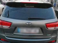 Gebraucht Kia Sorento 195 PS (143 kW) 2016 Grau SUV