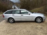 Gebraucht Mercedes C200 122 PS (89 kW) 2002 Silber Kombi