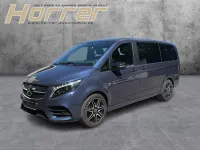 Gebraucht Mercedes V300 AMG 237 PS (174 kW) 2024 Sodalithblau met. Van / Kleinbus