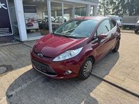 Gebraucht Ford Fiesta Titanium 82 PS (60 kW) 2010 Rot Kleinwagen