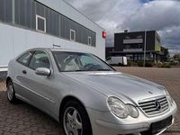 Gebraucht Mercedes C200 163 PS (119 kW) 2004 Silber Coupé