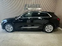 Gebraucht Audi e-tron Ambiente 369 kW (503 PS) 2022 Brillantschwarz SUV
