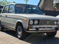 Second-hand Lada 2106 75 CP (55 kW) 1986 Alb Berlinǎ
