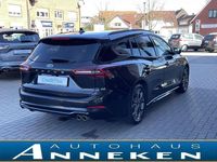 Gebraucht Ford Focus ST-Line 125 PS (91 kW) 2024 Schwarz Limousine