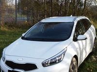 Gebraucht Kia Ceed Sportswagon Vision 99 PS (72 kW) 2012 Weiß Kombi