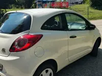 Gebraucht Ford Ka Trend 69 PS (50 kW) 2014 Weiß Kleinwagen