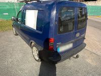 Usata Opel Combo 75 CV (55 kW) 2011 Blu Monovolume