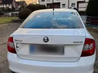 Gebraucht Skoda Rapid Active 105 PS (77 kW) 2013 Weiß Kleinwagen
