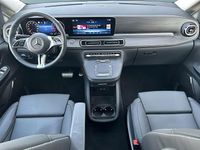 Gebraucht Mercedes V300 237 PS (174 kW) 2025 Weiß Van / Kleinbus