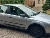 Gebraucht Ford Focus Ambiente 101 PS (74 kW) 2005 Grau Limousine