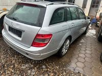 Gebraucht Mercedes C200 136 PS (100 kW) 2010 Silber Limousine