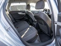 Second-hand Audi A4 Advanced 163 CP (119 kW) 2023 Argintiu Break