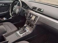 Gebraucht VW Passat Highline 122 PS (89 kW) 2011 Blau Kombi