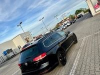 Second-hand VW Passat 190 CP (139 kW) 2015 Negru Break