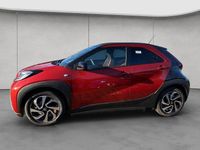Neu Toyota Aygo X 72 PS (52 kW) 2025 Rot SUV